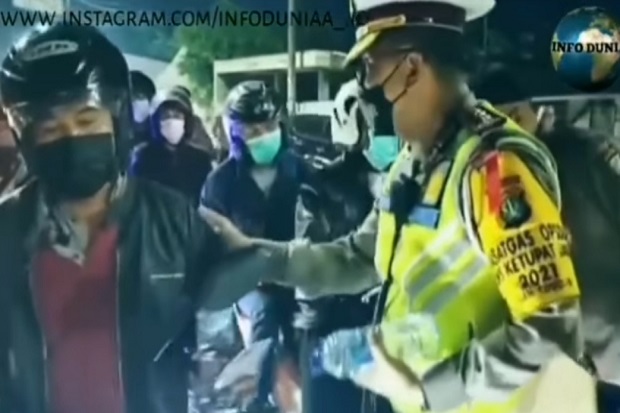 Lupakan Perang Urat...