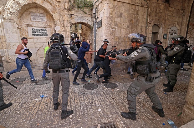 Al Aqsa Membara, Pemuda...