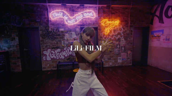 13 Idol K-Pop dengan...