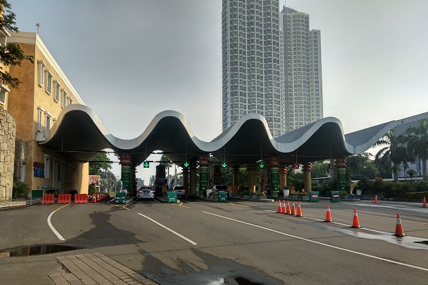 Hari Pertama Lebaran,...