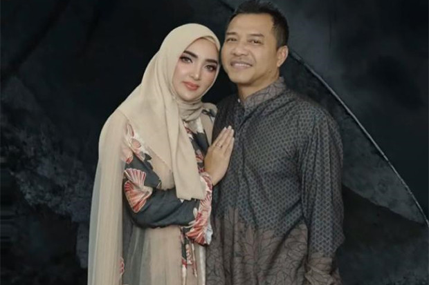 Rayakan Anniversary...