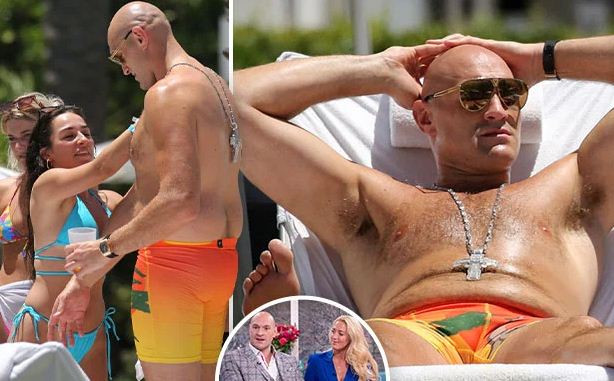 Istri Hamil, Tyson Fury...