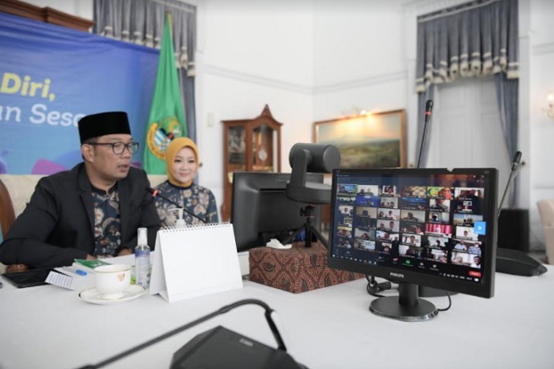 Sapa Petugas Pos Mudik,...