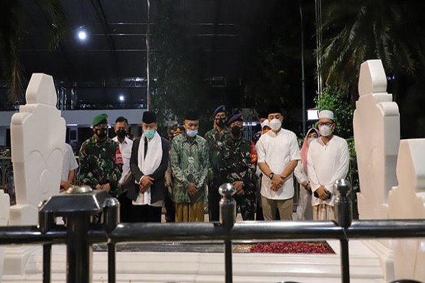 Pantau Takbiran dan...