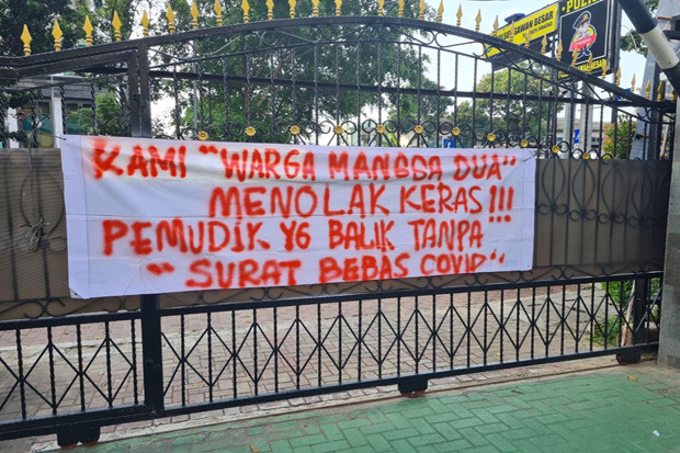 Warga Sawah Besar Tolak...