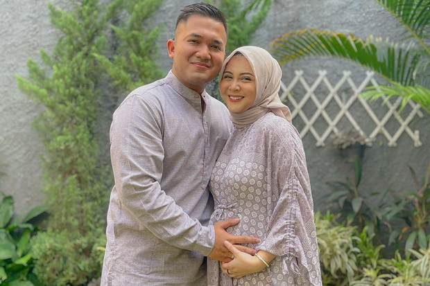 Hamil Anak Pertama,...