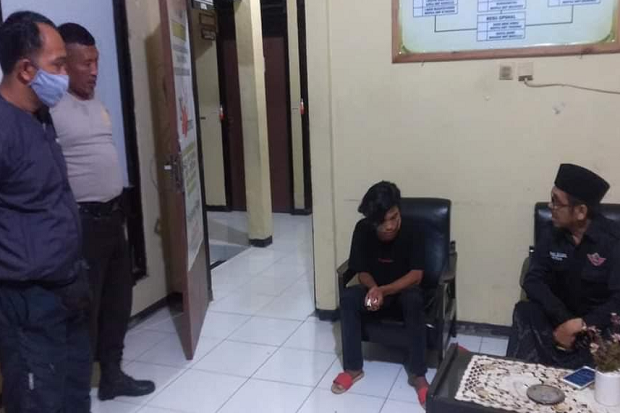 Pembuat Konten Penghinaan...