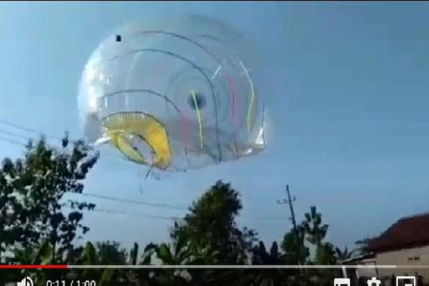 Ngeri, Balon Udara Jumbo...
