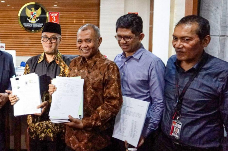 Sejumlah Mantan Pimpinan...