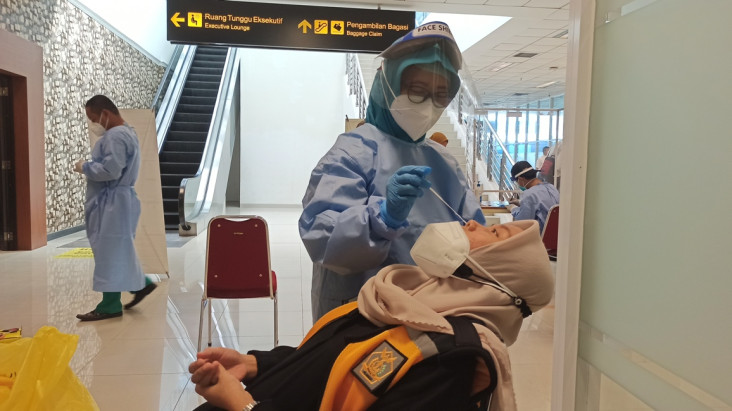 Tiba di Bandara Depati...