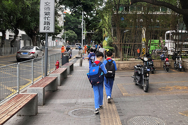 China Larang Kurikulum...
