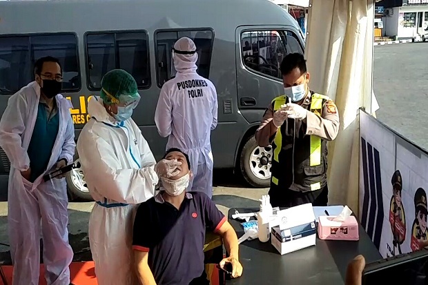338 Pemudik di Rest...