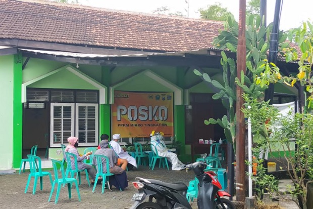 Belasan Jamaah Tarawih...