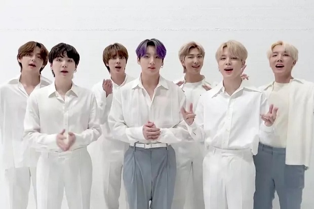BTS Menangkan Best Music...
