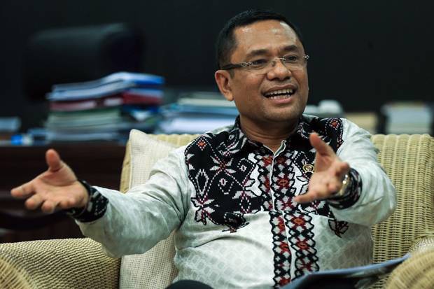 Awali Vaksinasi Gotong...