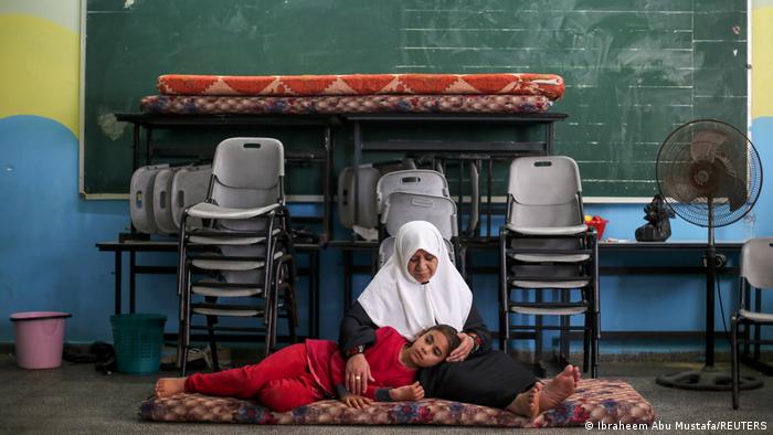 Brutalnya Pemboman Israel,...