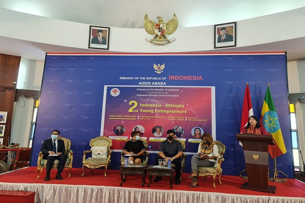 Peringati 60 Tahun Hubungan...