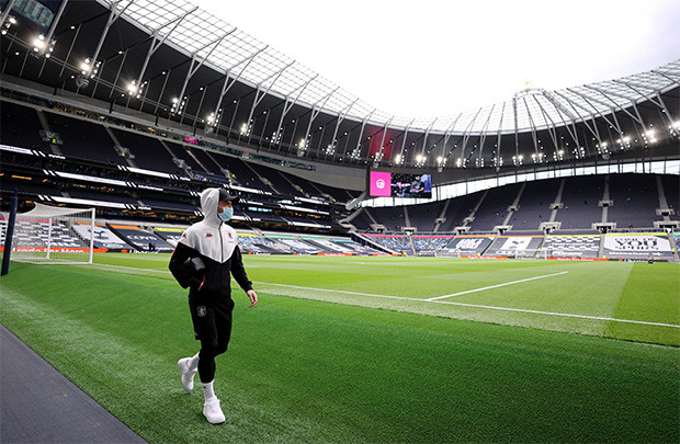 Susunan Pemain Tottenham...