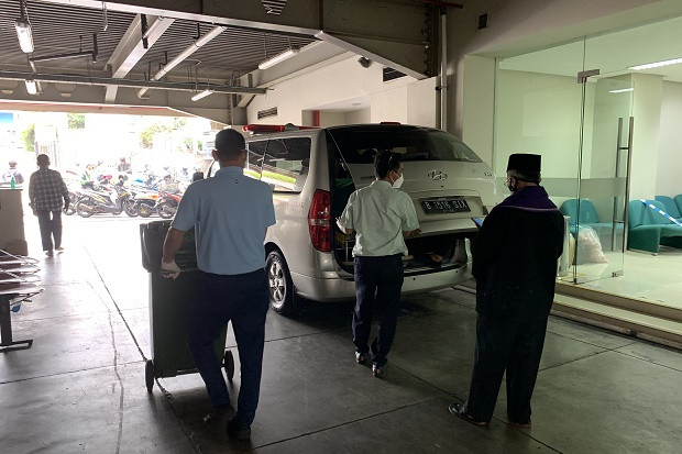 Usai Disalatkan di RSPI,...