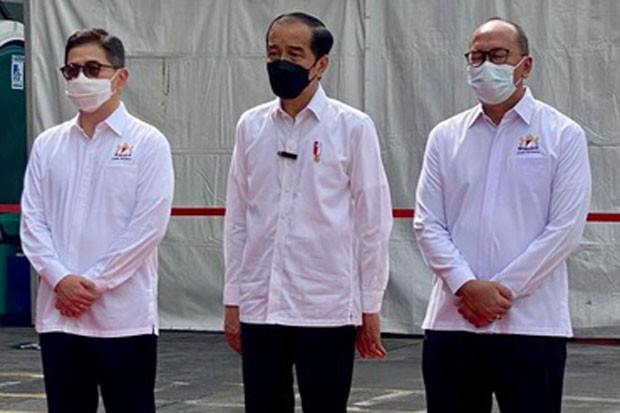 Presiden Jokowi dan...