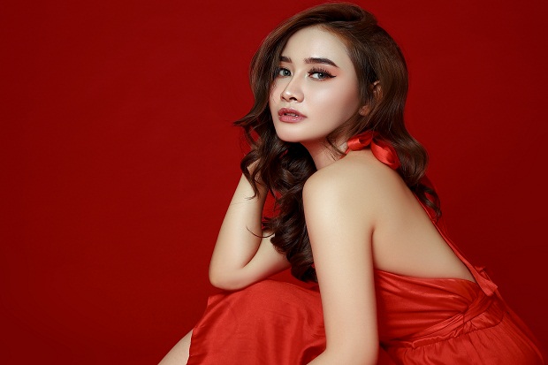Lyia Tm Luncurkan Single...