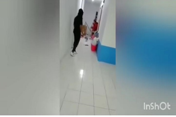 Ditinggal sejak Melahirkan,...