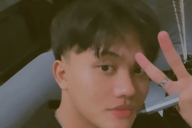 Gaya Rambut Baru Rizky...