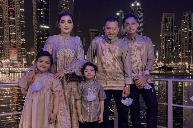 Menginap di Hotel Terbaik...