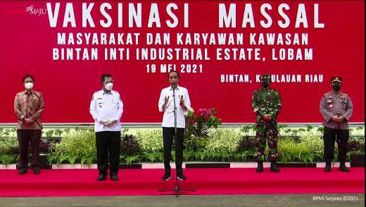 Jokowi Tinjau Pelaksanan...