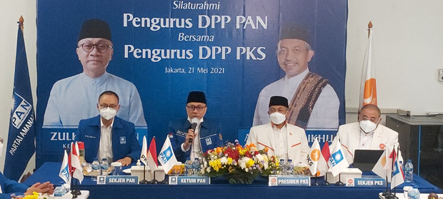 PKS Kunjungi Markas...