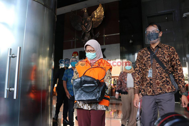 KPK Eksekusi Desi Arryani...