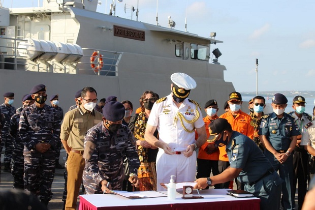 TNI AL Kerahkan 2 KRI...