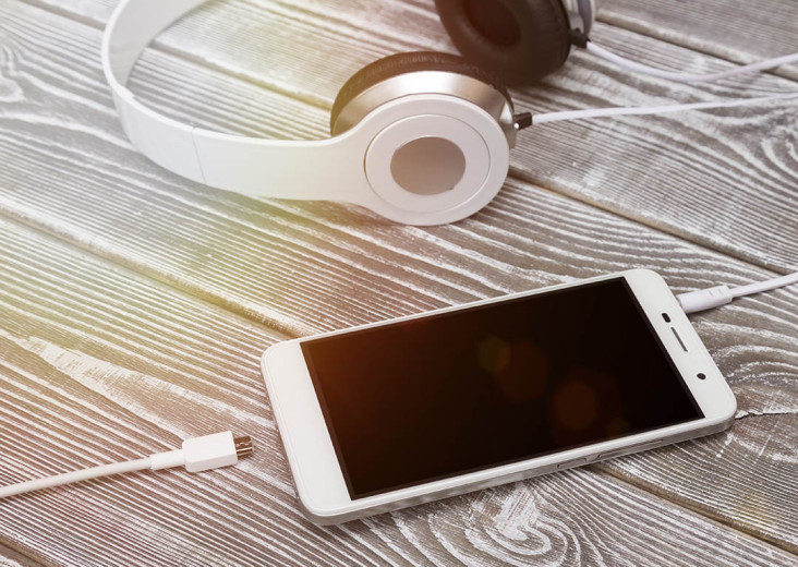 Benarkah Gunakan Earphone...