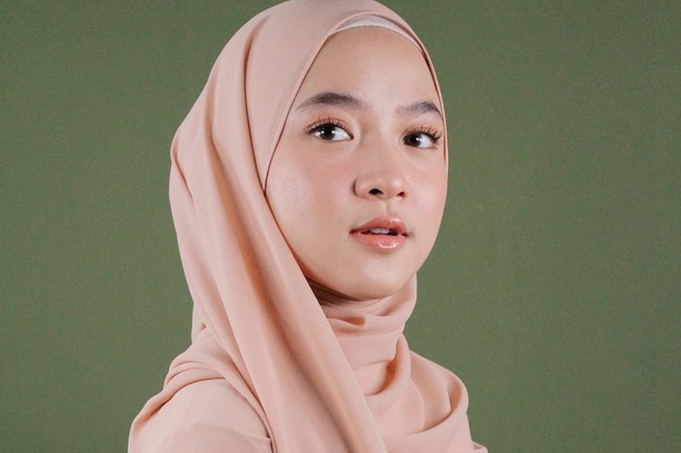 Berbagai Gaya Busana...