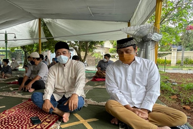 Salat Jumat di Tenda...