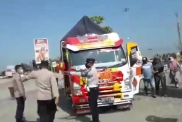 Viral Video Gadis Cantik...