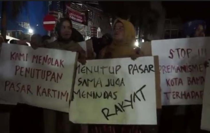 Pemindahan Pedagang...