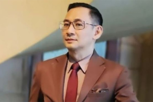 Roy Suryo Akan Laporkan...