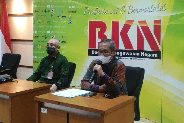 24 Pegawai KPK yang...
