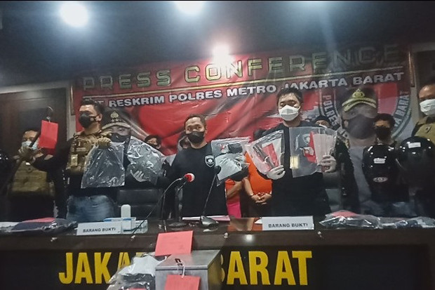 Sudah Berusia Setengah...
