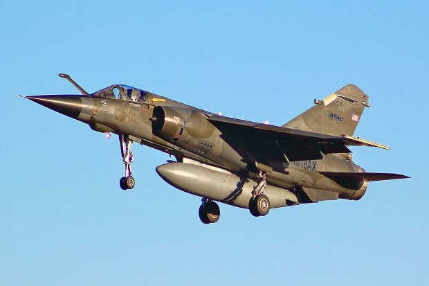 Jet Tempur Mirage F1...