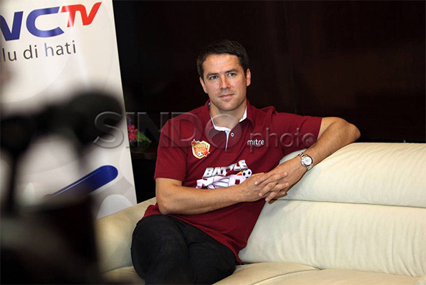 Michael Owen Ajak Penggemar...