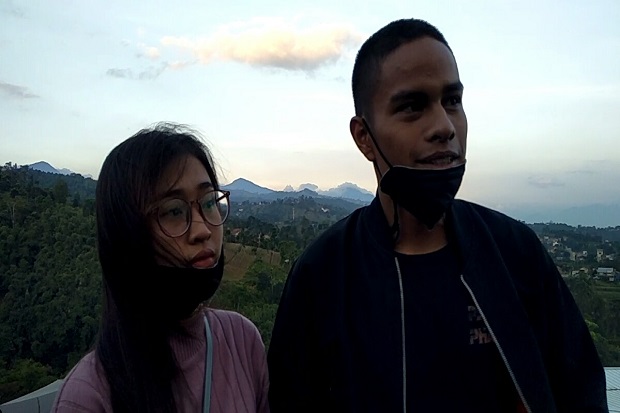 Antusias Saksikan Langsung...
