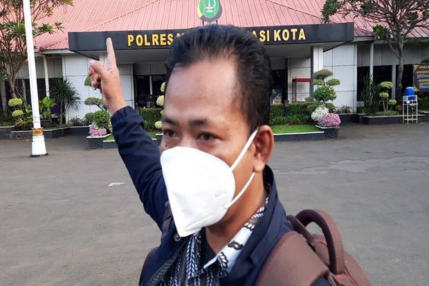Ayah Korban Pemerkosaan...