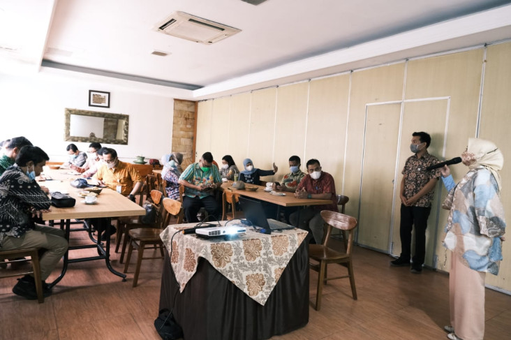 Gandeng PPKUKM Jakarta...