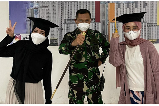 Wisuda di RS Wisma Atlet,...