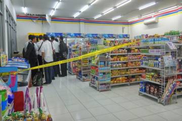 Aksi Boikot Dimulai,...
