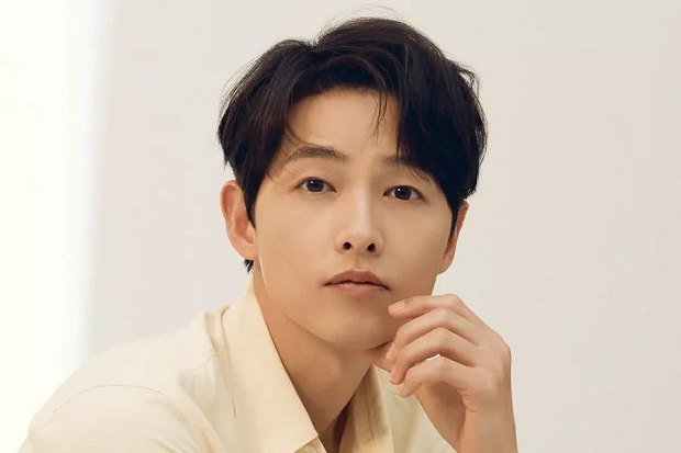 Song Joong Ki Ditawari...