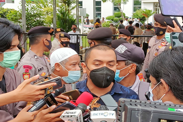 Habib Rizieq Perlu Satu...