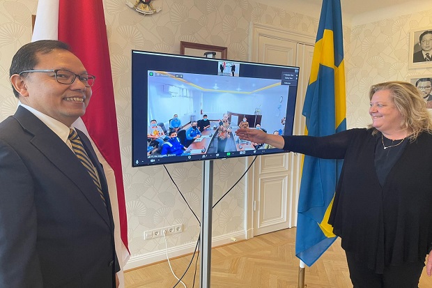 Difasilitasi KBRI Stockholm,...
